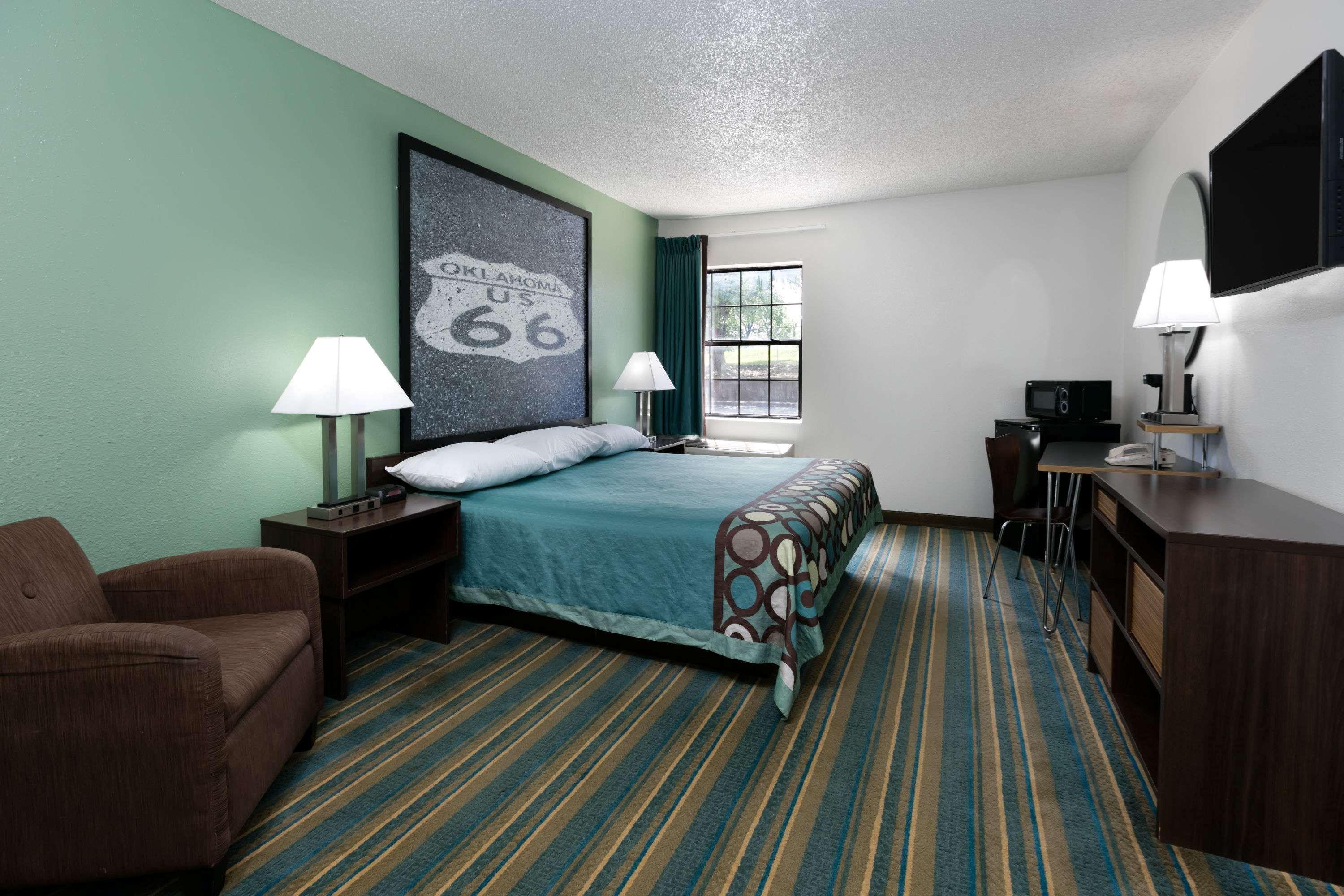 Super 8 By Wyndham Sapulpa/Tulsa Area Motel Glenpool Exterior photo