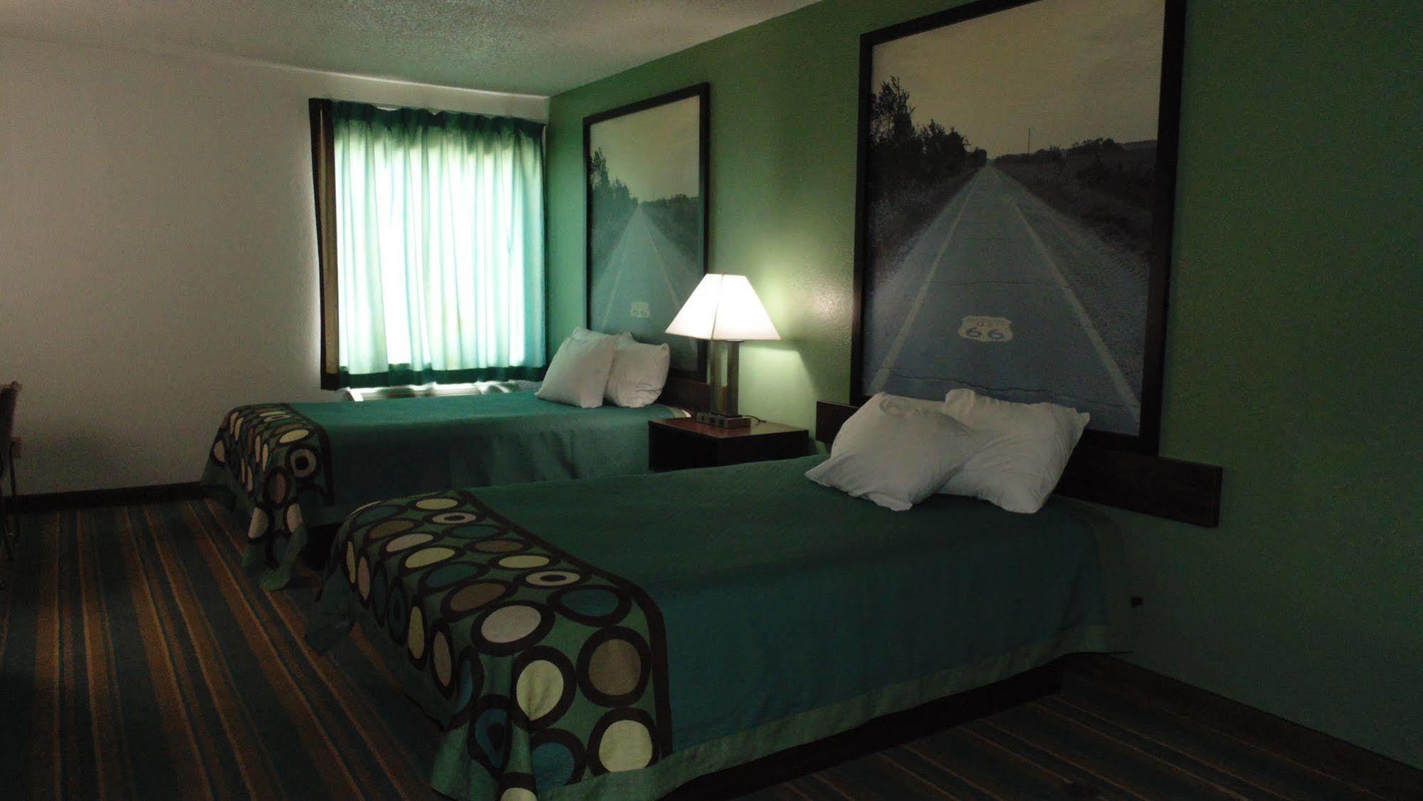Super 8 By Wyndham Sapulpa/Tulsa Area Motel Glenpool Exterior photo