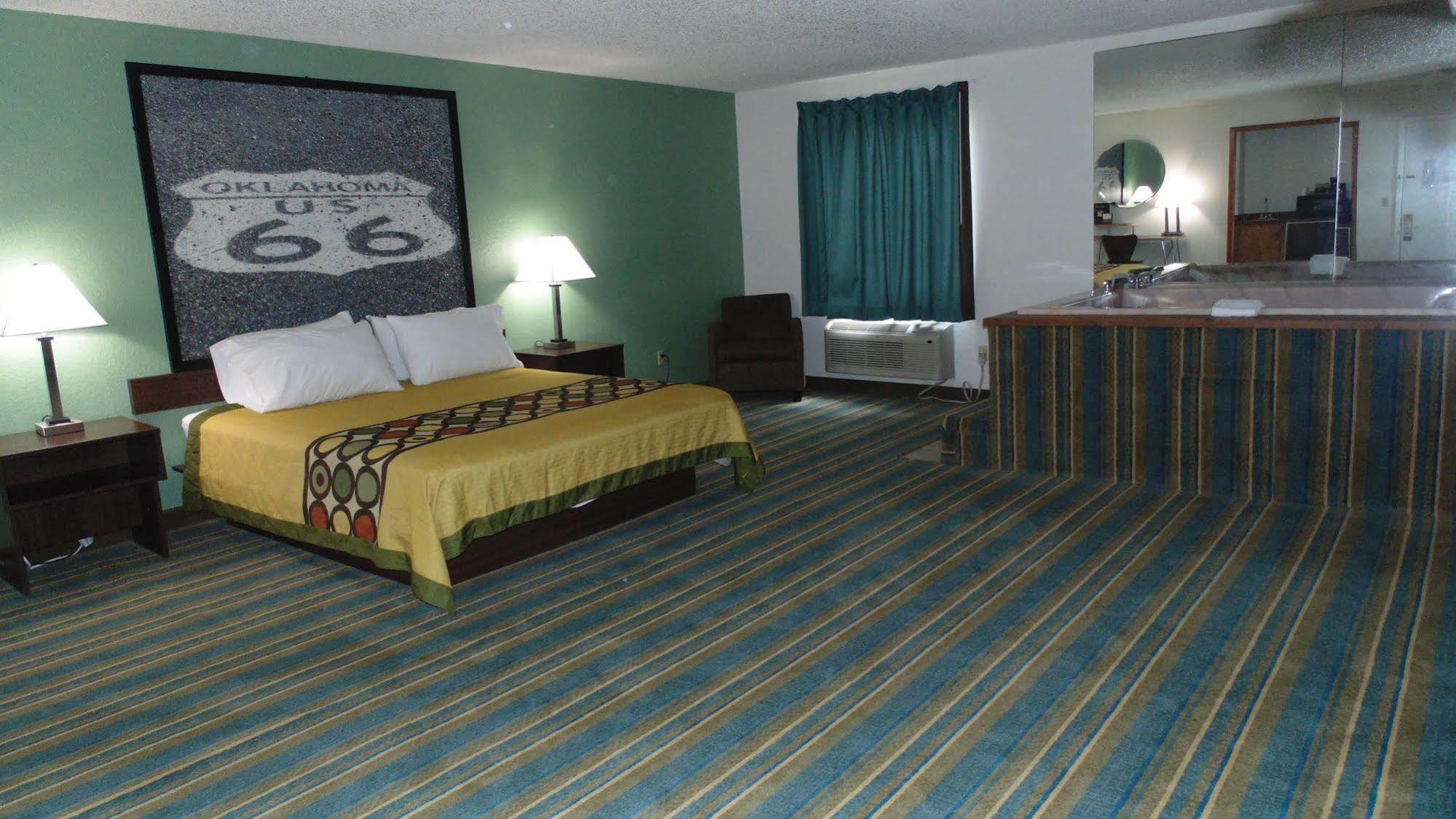 Super 8 By Wyndham Sapulpa/Tulsa Area Motel Glenpool Exterior photo
