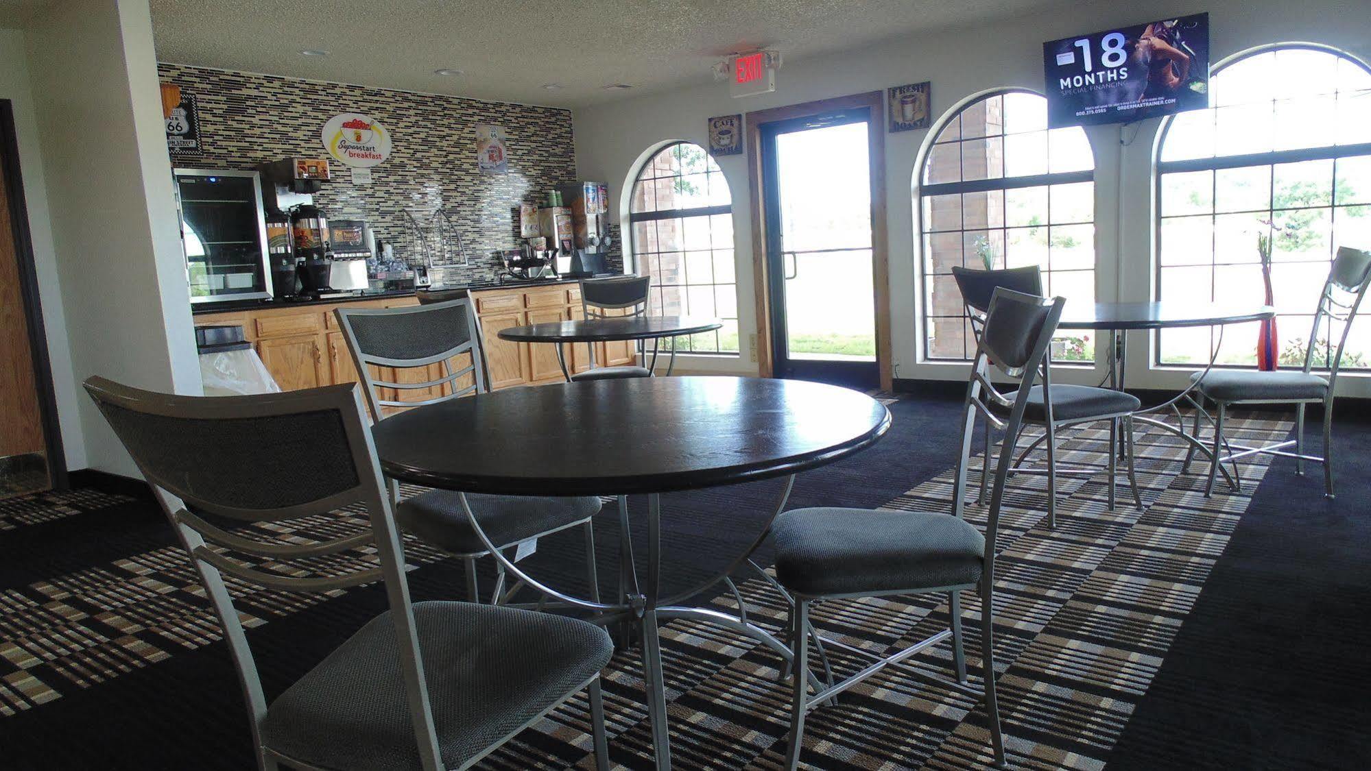 Super 8 By Wyndham Sapulpa/Tulsa Area Motel Glenpool Exterior photo